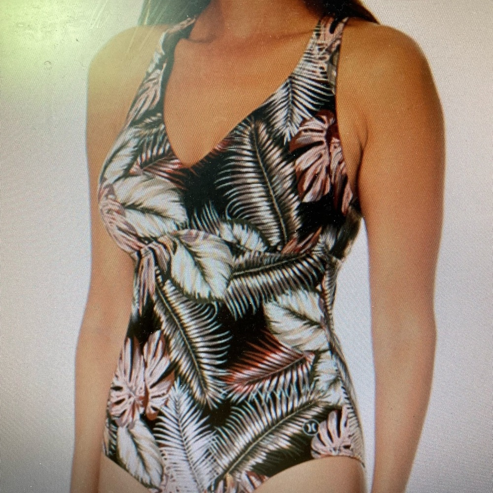 Hurley Scattered Palm One Piece Swimsuit